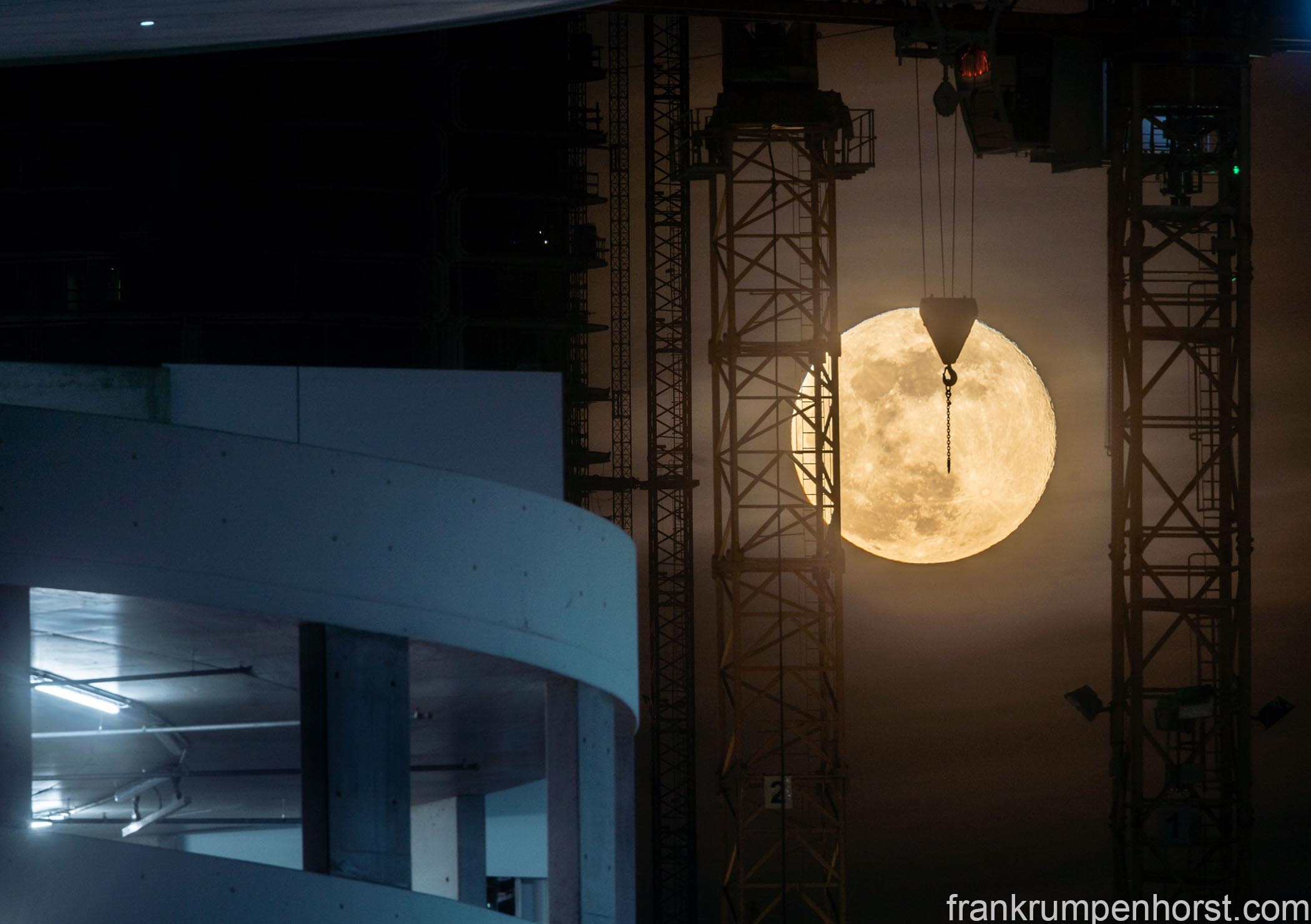 Vollmond im Europaviertel